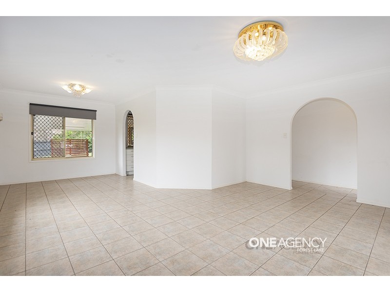 20 Toomba Place, Forest Lake QLD 4078