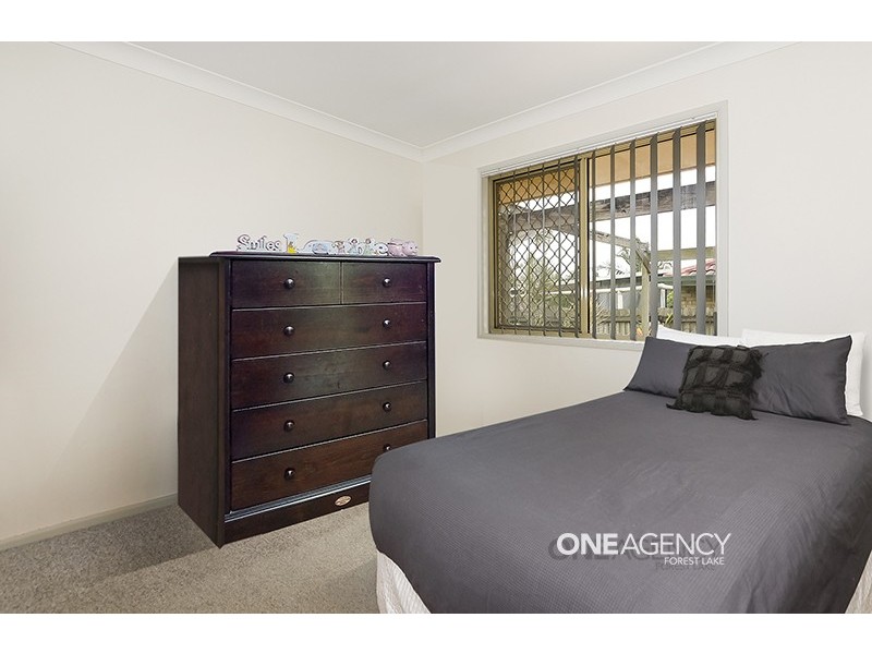 8 Balala Close, Forest Lake QLD 4078