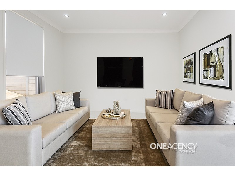 6 Gelu Court, Springfield Lakes QLD 4300