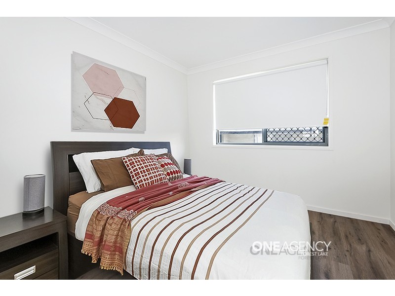 6 Gelu Court, Springfield Lakes QLD 4300