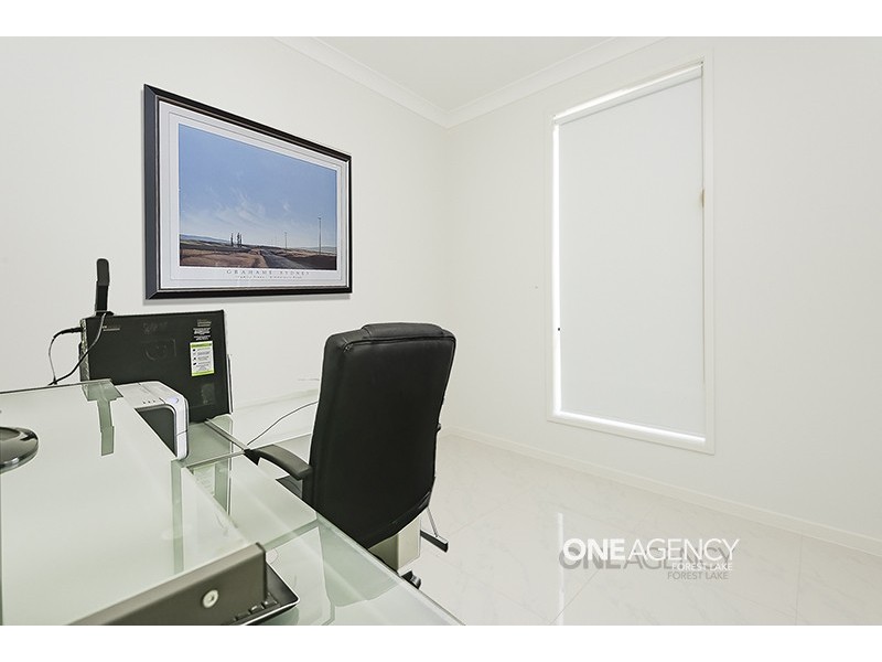 6 Gelu Court, Springfield Lakes QLD 4300