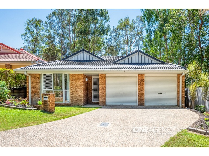 8 Lockyer Court, Forest Lake QLD 4078