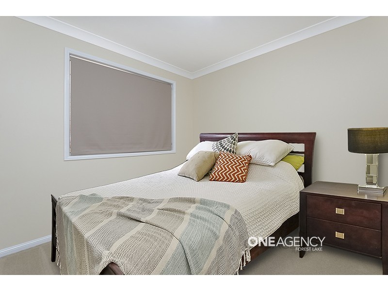 8 Lockyer Court, Forest Lake QLD 4078