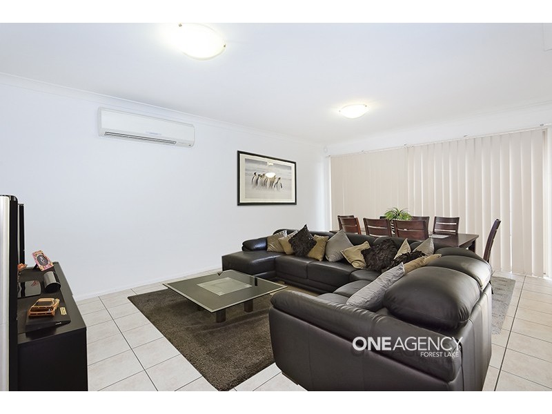 12 Booloumba Crescent, Forest Lake QLD 4078