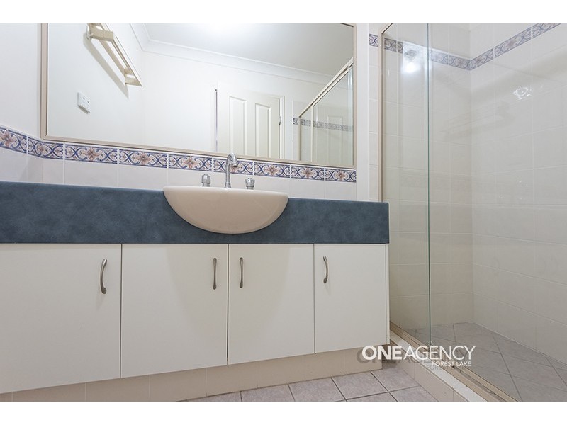 12 Booloumba Crescent, Forest Lake QLD 4078