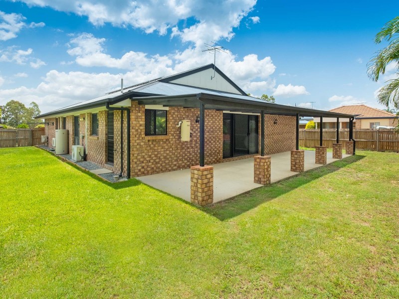 25 Chelsea Place, Forest Lake QLD 4078