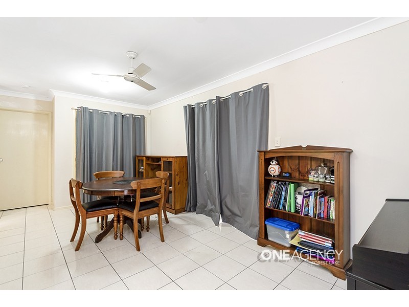 6 Glengyle Place, Forest Lake QLD 4078