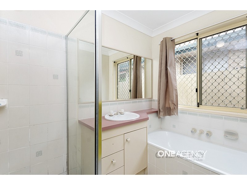 6 Glengyle Place, Forest Lake QLD 4078