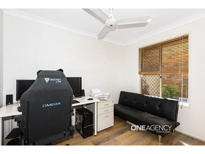 11 Napier Pl, Forest Lake QLD 4078