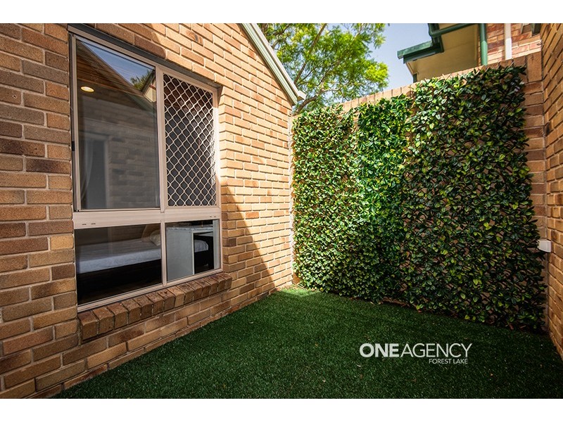 11 Napier Pl, Forest Lake QLD 4078