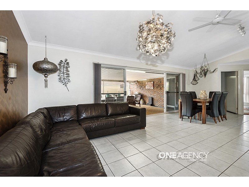 82 Centennial Way, Forest Lake QLD 4078