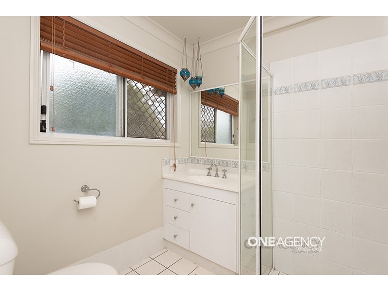 82 Centennial Way, Forest Lake QLD 4078