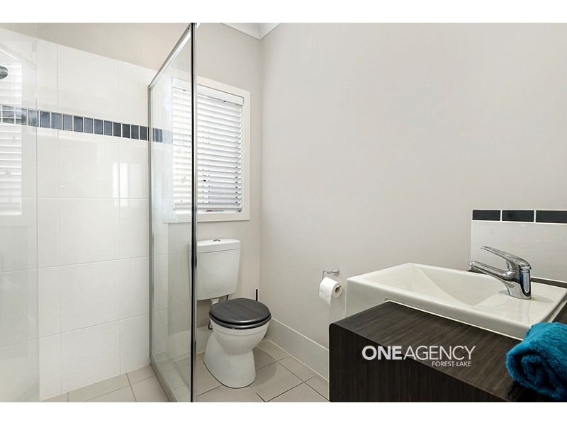 3 Boronia Court, Springfield Lakes QLD 4300