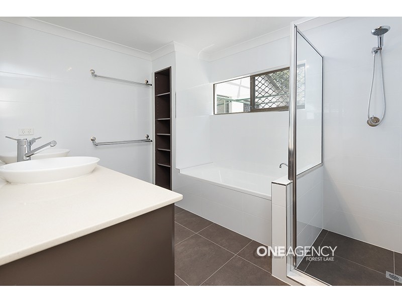 26-28 Kertes Road, Camira QLD 4300