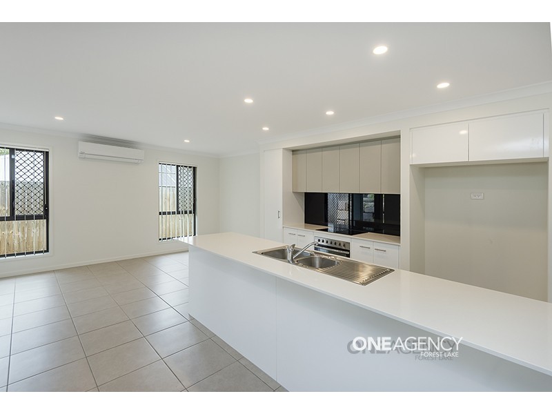 19 Clarence Avenue, Springfield QLD 4300