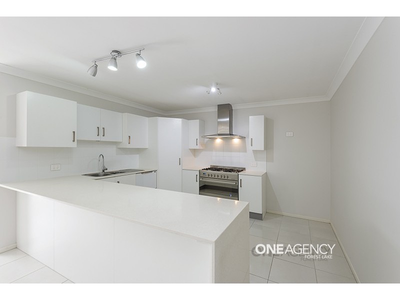 69 Finnegan Circuit, Oxley QLD 4075