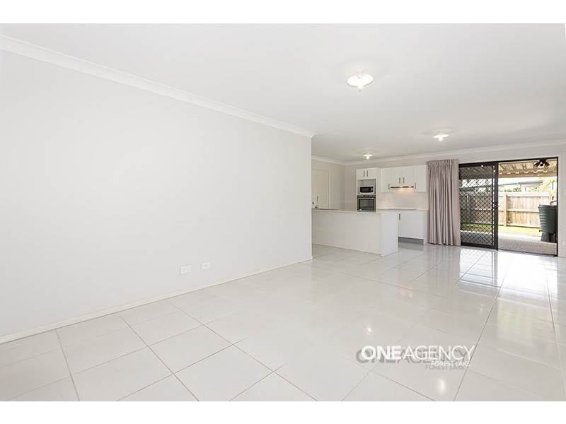 69 Finnegan Circuit, Oxley QLD 4075