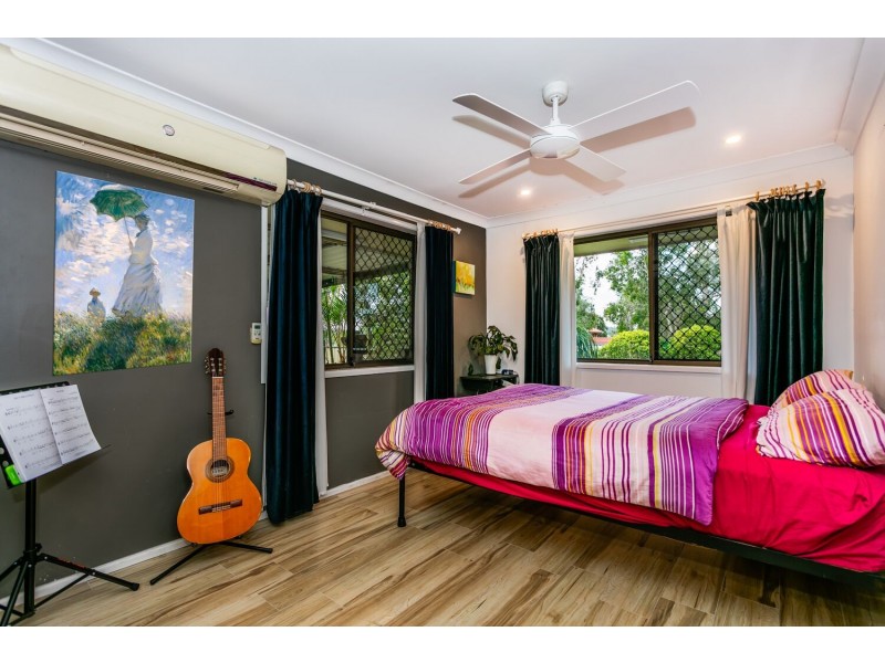 2 Letitia Street, Regents Park QLD 4118
