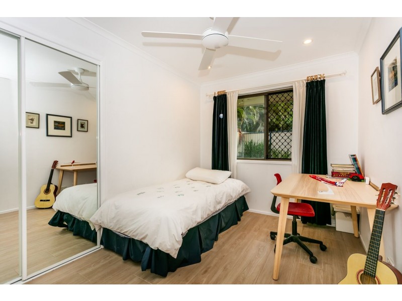 2 Letitia Street, Regents Park QLD 4118