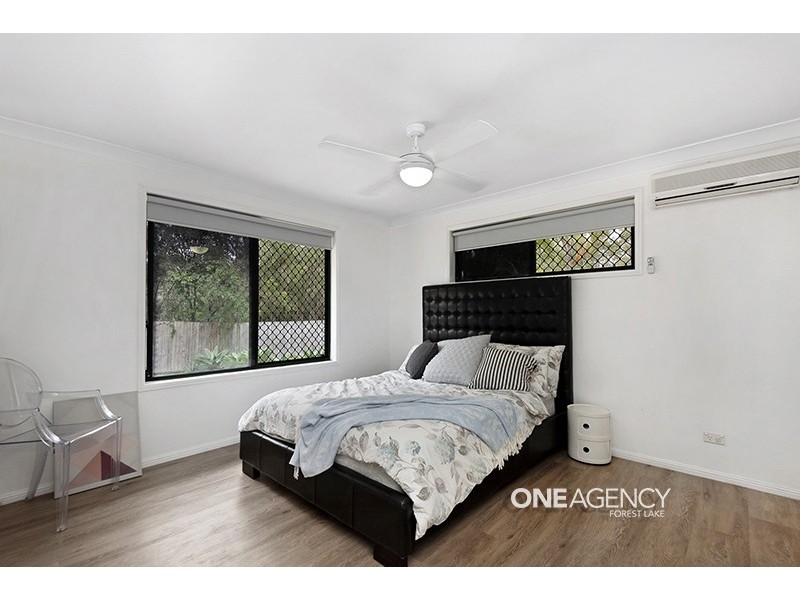 6 Allen Close, Forest Lake QLD 4078