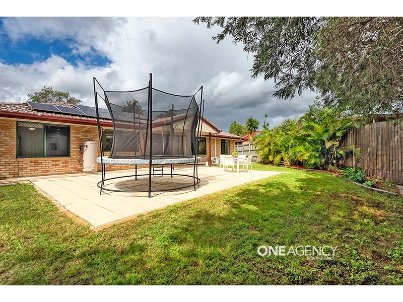 6 Allen Close, Forest Lake QLD 4078