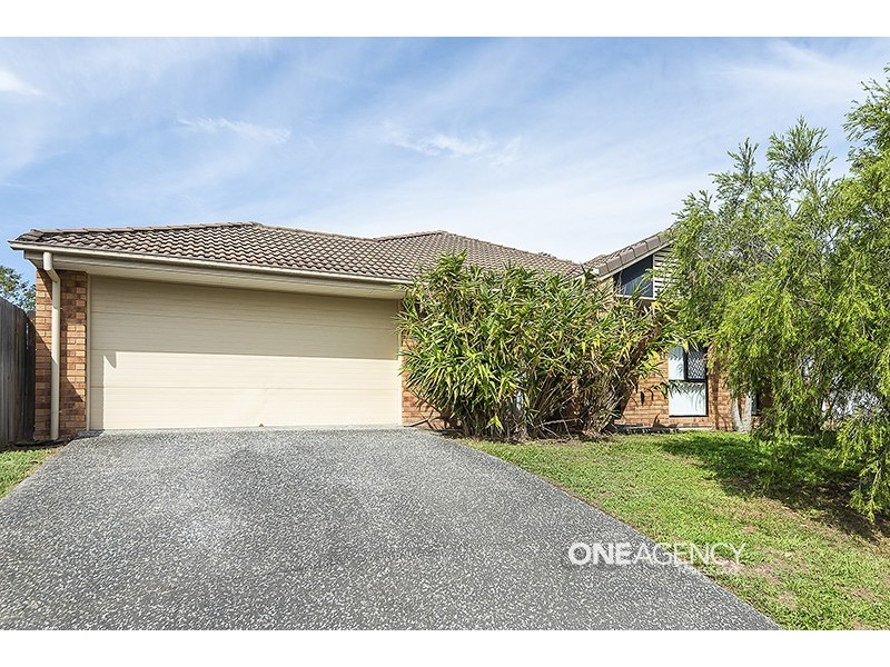 8 Treeline Place, Durack QLD 4077