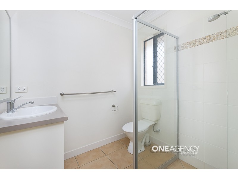 8 Treeline Place, Durack QLD 4077