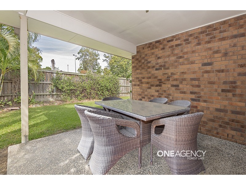 8 Treeline Place, Durack QLD 4077