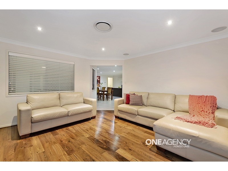 17 Daisy Place, Doolandella QLD 4077