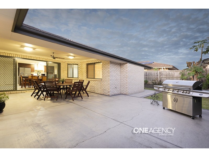 17 Daisy Place, Doolandella QLD 4077