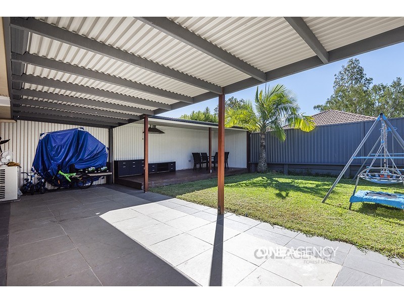 36 Clarendon Circuit, Forest Lake QLD 4078