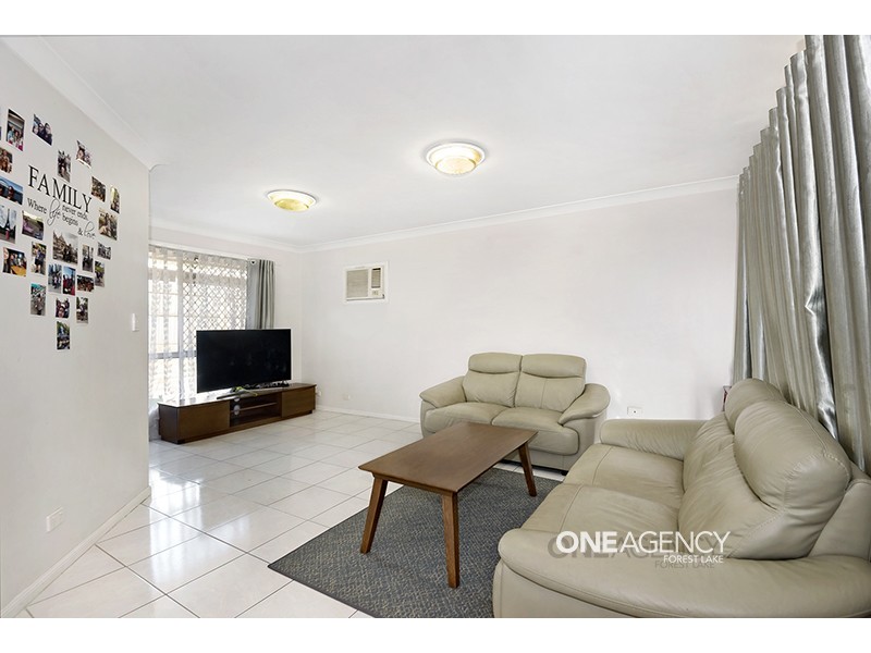 34 Wallaroo Way, Doolandella QLD 4077