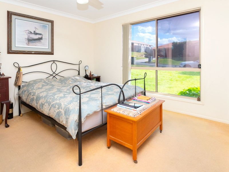 2 Waterline Cres, Waterford QLD 4133