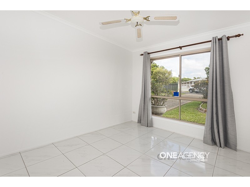 28 Clifton Crescent, Durack QLD 4077