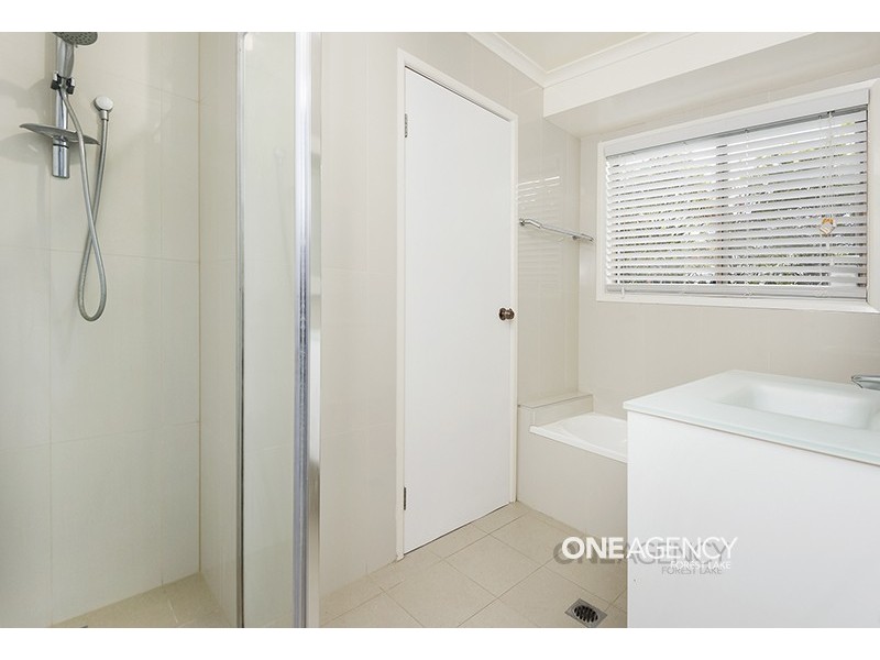 28 Clifton Crescent, Durack QLD 4077