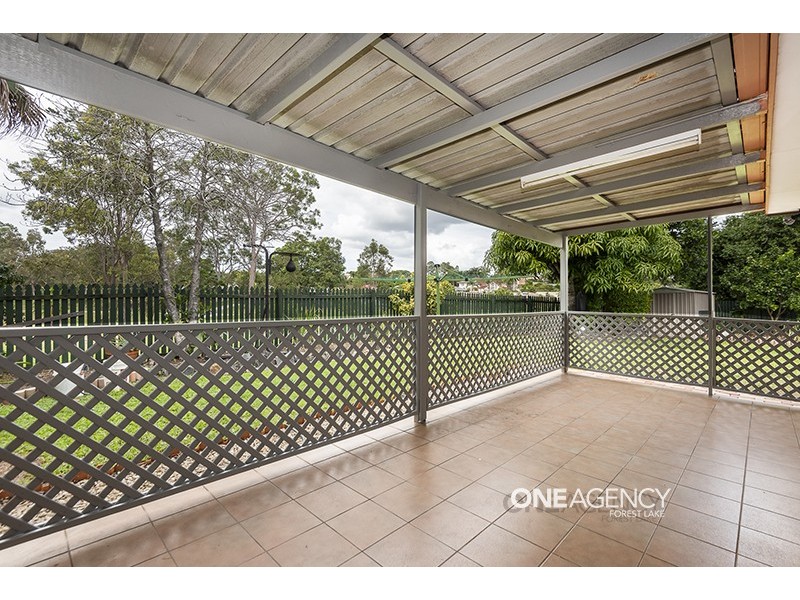 28 Clifton Crescent, Durack QLD 4077