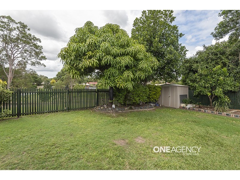 28 Clifton Crescent, Durack QLD 4077