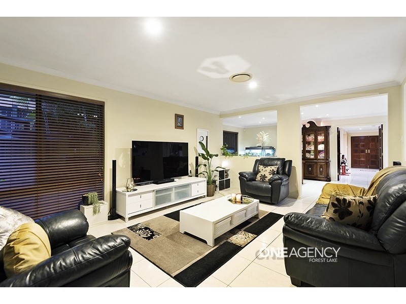 29 Dulwich Place, Forest Lake QLD 4078