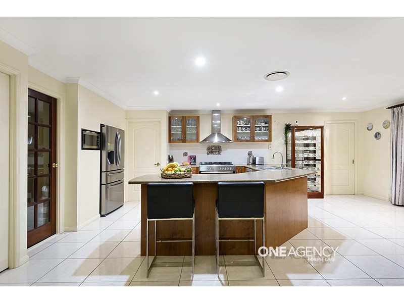29 Dulwich Place, Forest Lake QLD 4078