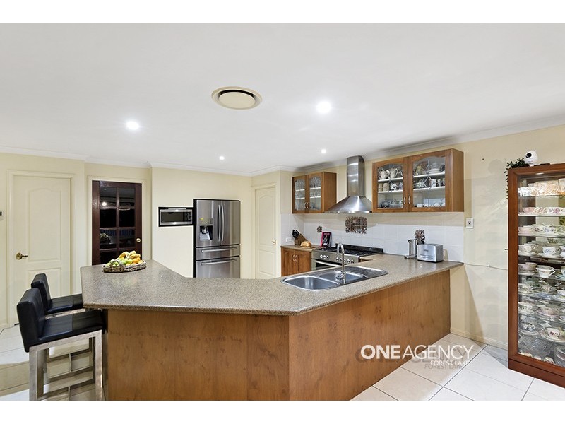 29 Dulwich Place, Forest Lake QLD 4078