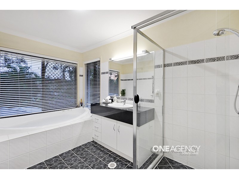 29 Dulwich Place, Forest Lake QLD 4078