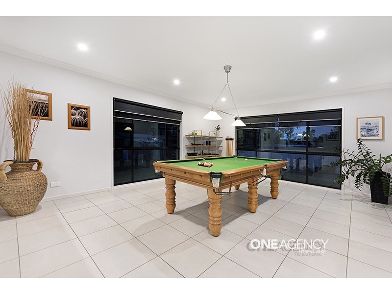 33-35 Steven Street, Camira QLD 4300