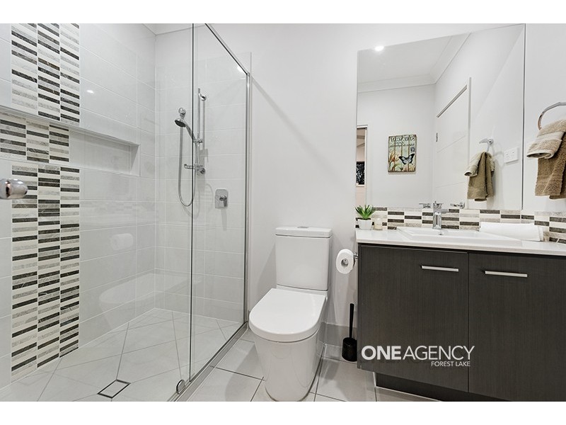 33-35 Steven Street, Camira QLD 4300