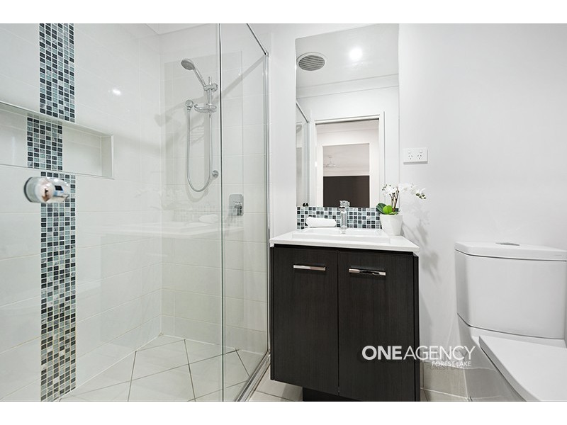 33-35 Steven Street, Camira QLD 4300