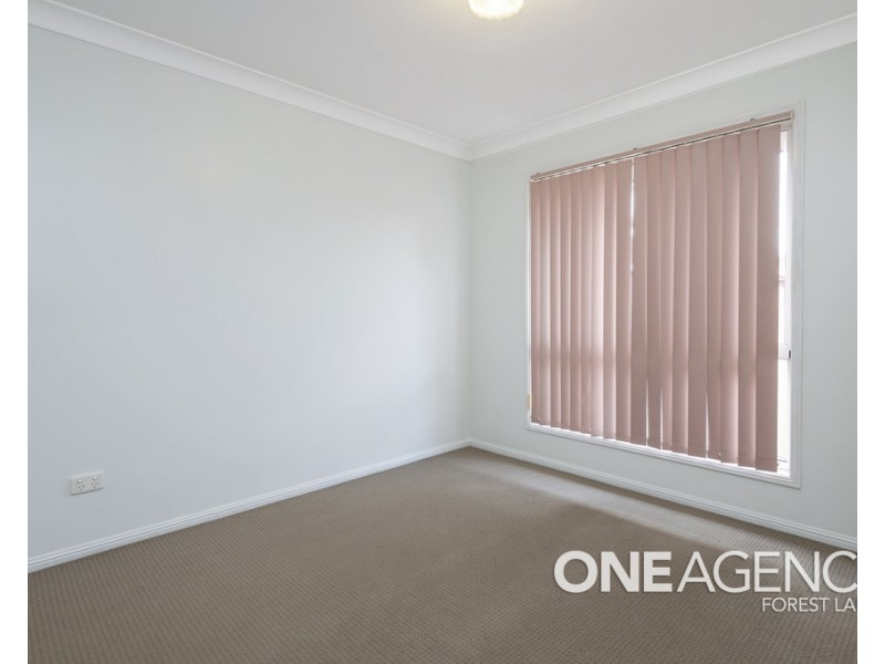 9 Monterey Close, Forest Lake QLD 4078