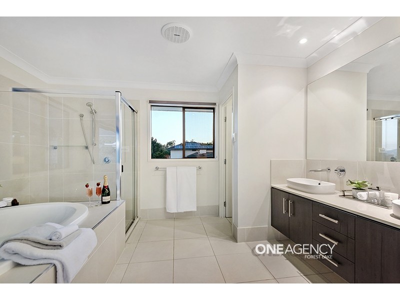 39 Palladium Boulevard, Hope Island QLD 4212