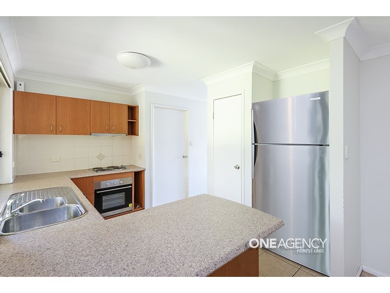 8 Moroney Court, Goodna QLD 4300