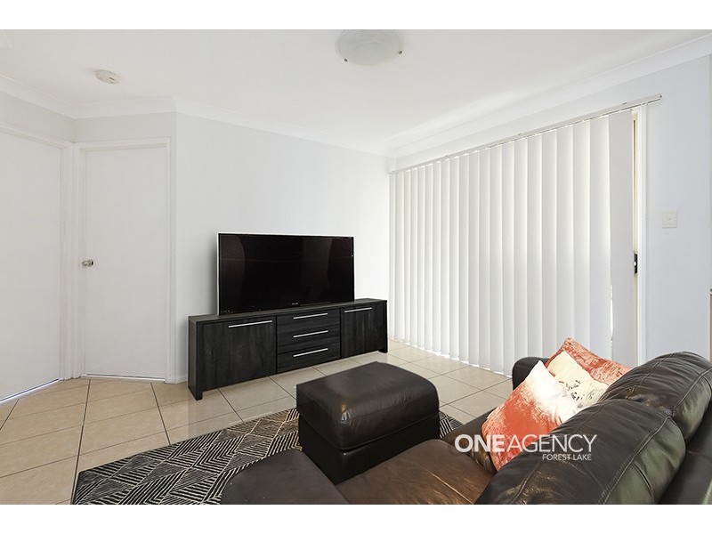 8 Moroney Court, Goodna QLD 4300