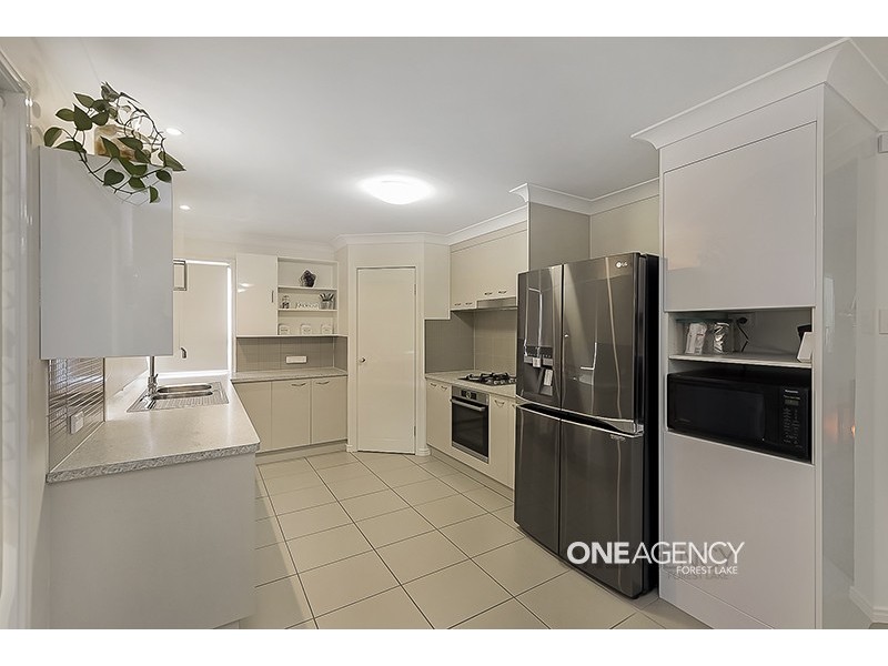 9 Sunny Street, Doolandella QLD 4077