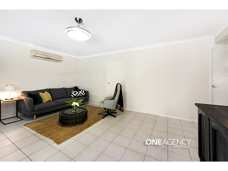 5 Springfield Pl, Forest Lake QLD 4078